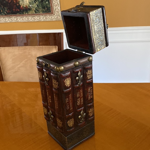 Vintage wooden handmade vine carrier, display, storage with  brass handle - Picture 7 of 11